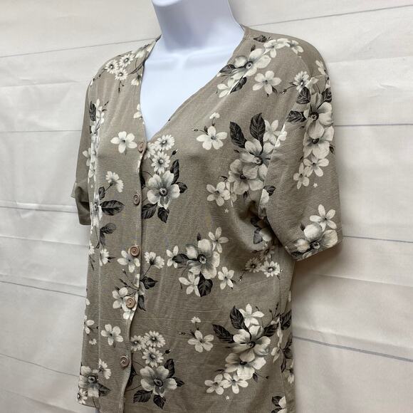 Vintage Desire Gray White Floral Short Sleeve Button Down Flowy Top Blouse M - Picture 2 of 7